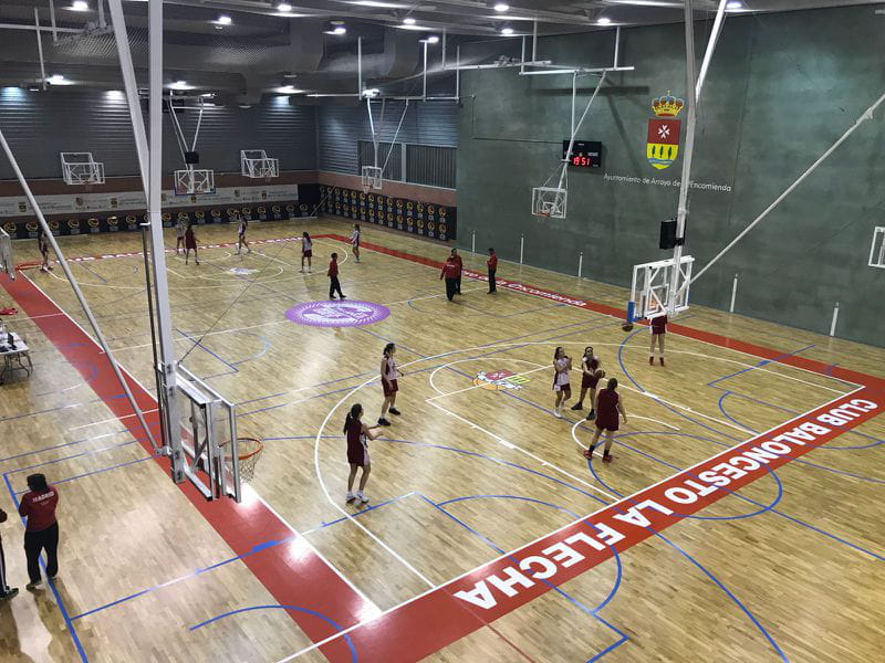 El mejor basquet sobre parquet deportivo " GRABO SPRING AIR"