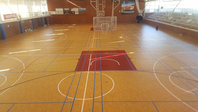 INSTALACIÓN DEL NUEVO PAVIMENTO DEPORTIVO EN EL POLIDEPORTIVO MUNICIPAL "CAN NOGUERA" ( LA GARRIGA-BARCELONA )